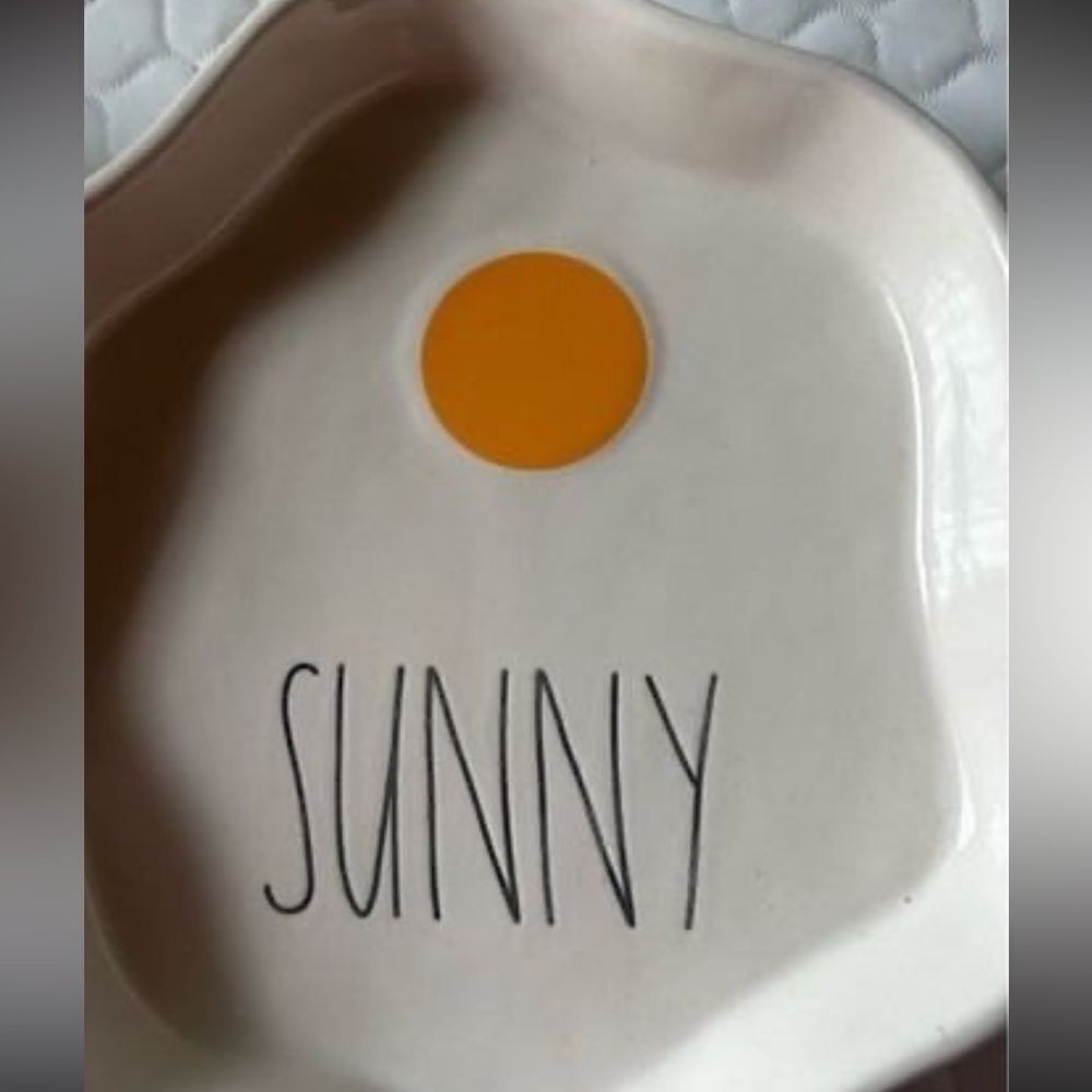 Rae Dunn SUNNY Egg-Shaped Plate Breakfast Ceramic